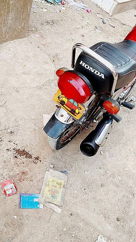 Honda Cg 125 2018 model Karachi number contact number 0-34-762-27-0-19 8