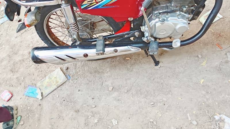 Honda Cg 125 2018 model Karachi number contact number 0-34-762-27-0-19 9