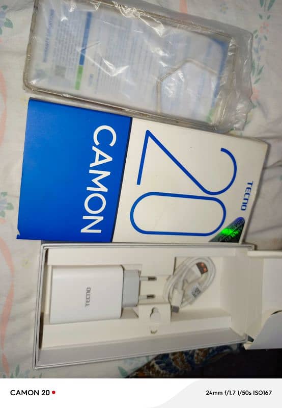 camon 20 8/256 like new 0