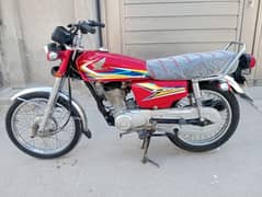 Honda CG125 Model 2019 Fresh condition No work required. . . Urgent sale