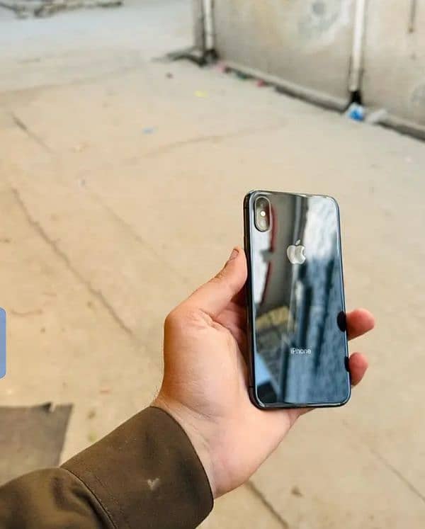 iPhone x  pta approved 2