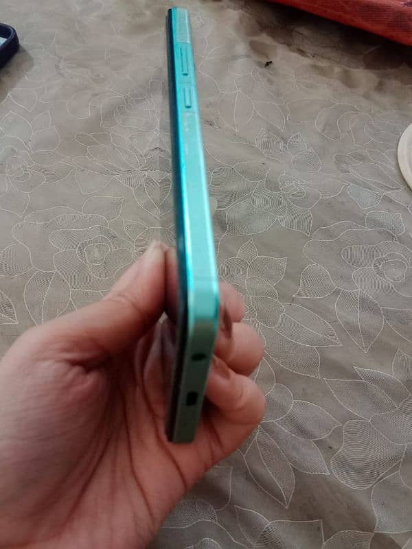 vivo y03 with warranty 2