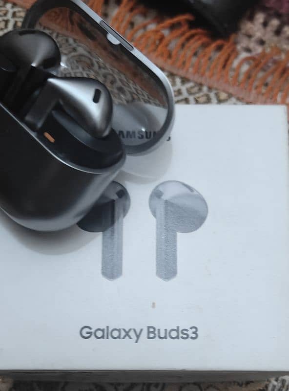 Samsung buds 3 1