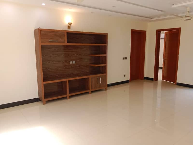 1 Kanal Brand New Luxury Upper Portion Available For Rent In Jasmine Block Bahria Town Lahore 0