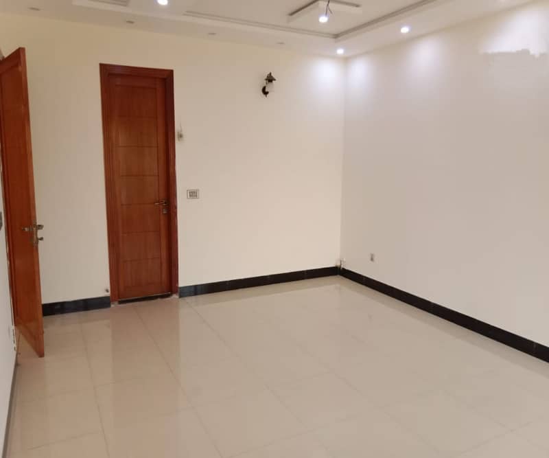 1 Kanal Brand New Luxury Upper Portion Available For Rent In Jasmine Block Bahria Town Lahore 33