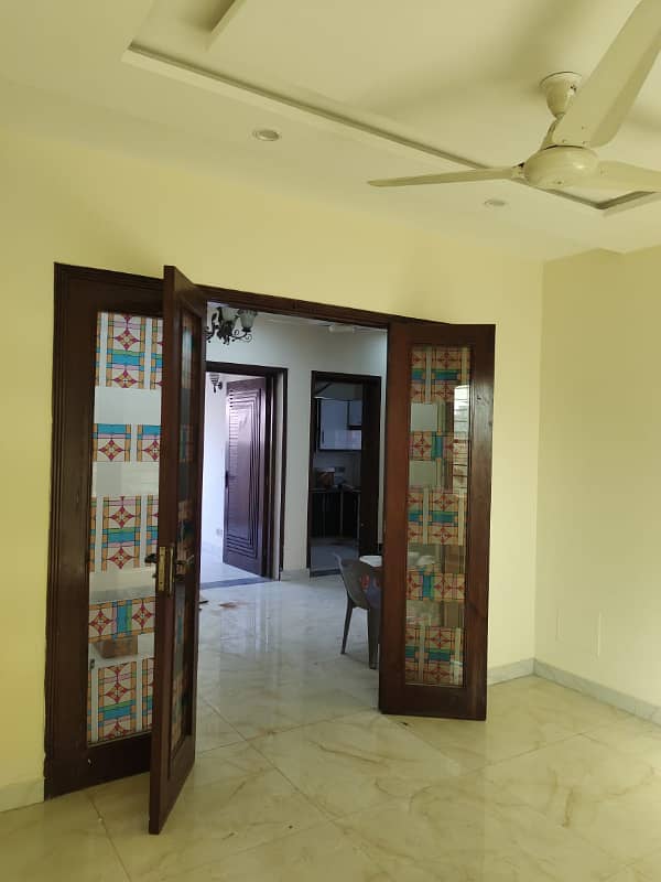 5 MARLA BEAUTIFUL HOUSE AVAILABLE FOR RENT IN DHA RAHBER 11 10