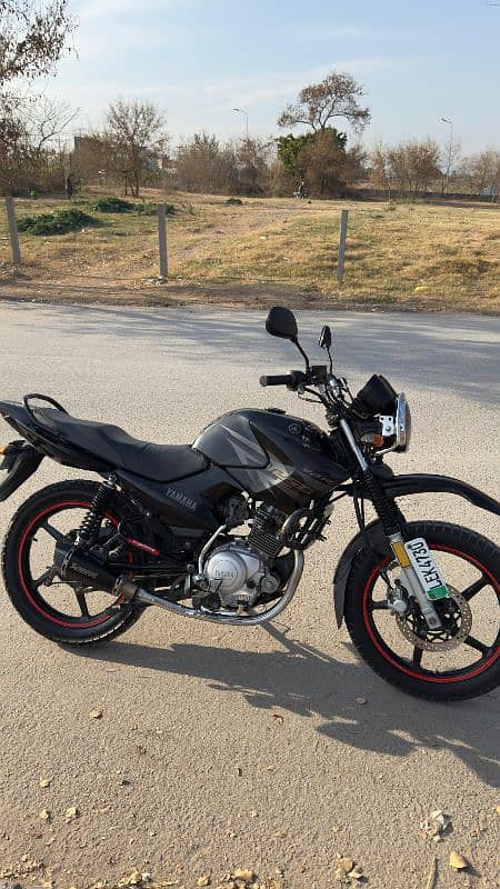 Yamaha Ybr 125g Black color Model 2019  Lahore Registerd 2