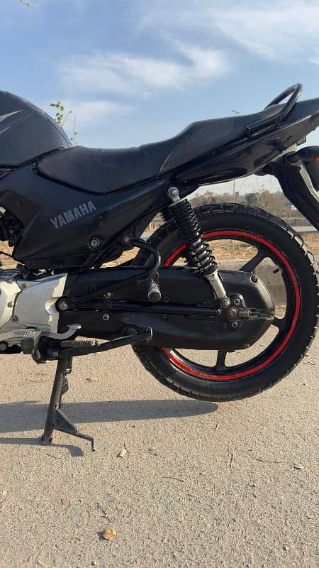 Yamaha Ybr 125g Black color Model 2019  Lahore Registerd 11