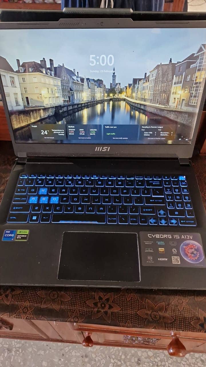 MSI Gaming Laptop Cyborg 15 A13VE 4