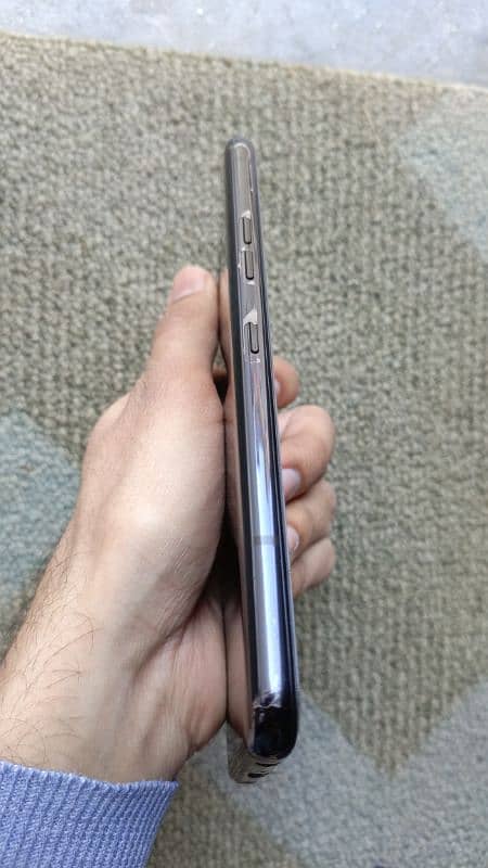 LG G8X ThinQ 5