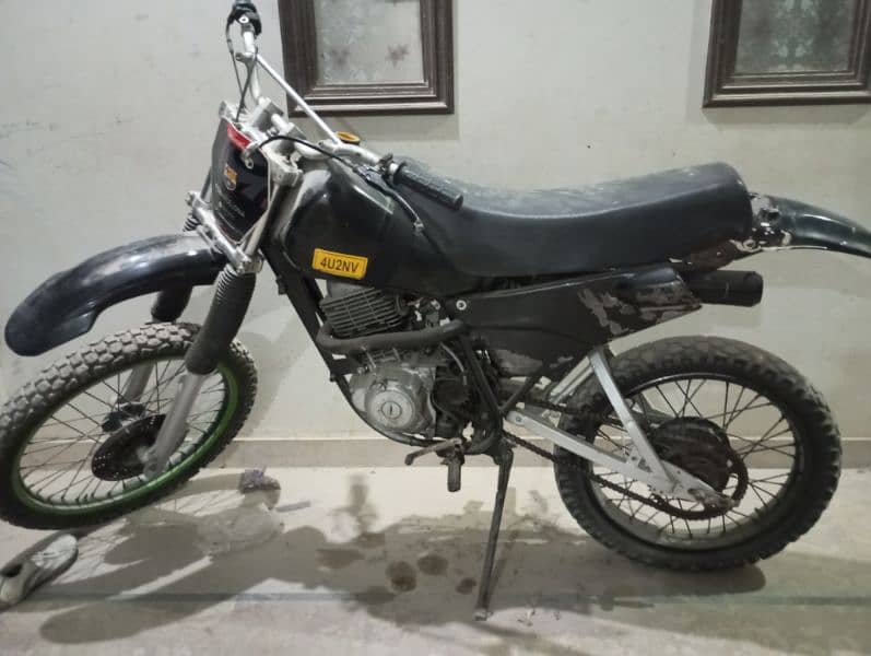 trail with 250cc 4 stock Engine 1980 model 1