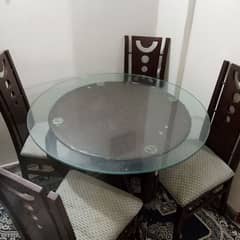 wodden 4 seater dining table for sale