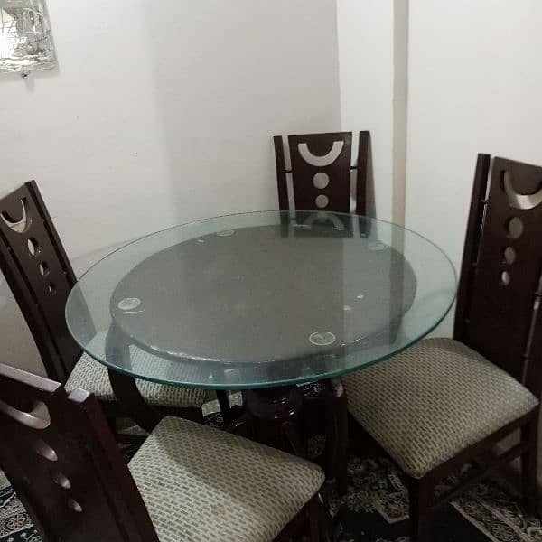 wodden 4 seater dining table for sale 1