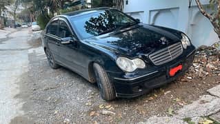 Mercedes C Class  C-180 2005