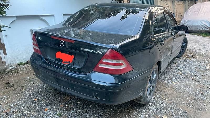 Mercedes C Class  C-180 2005 1