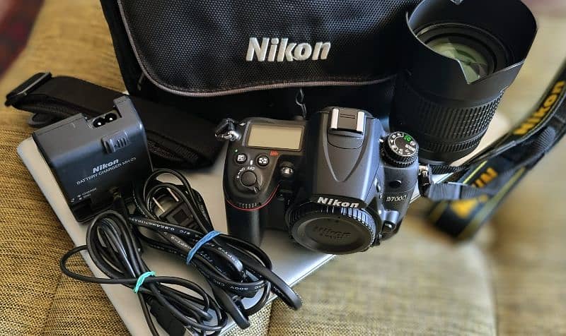 Nikon D7000 0