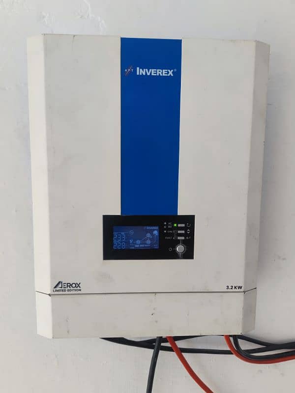 Inverex aerox 3.2 off grid solar invertor. 1