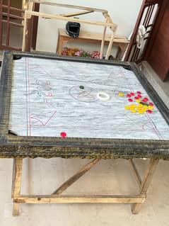 CARROM BOARD