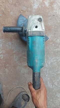 Angle Grinder Machine 2400 Watt (Makita Company) Made In Japan