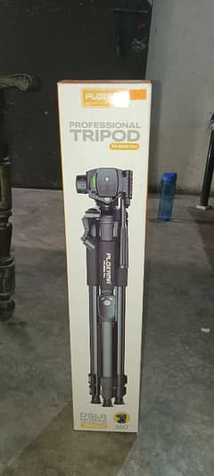 Professional camera tripod for sale