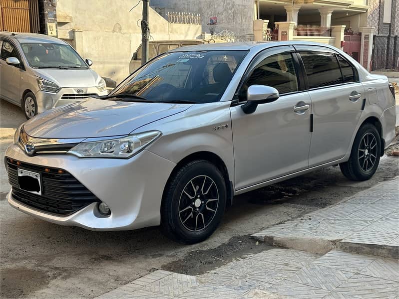 Toyota Corolla Axio 2017 5