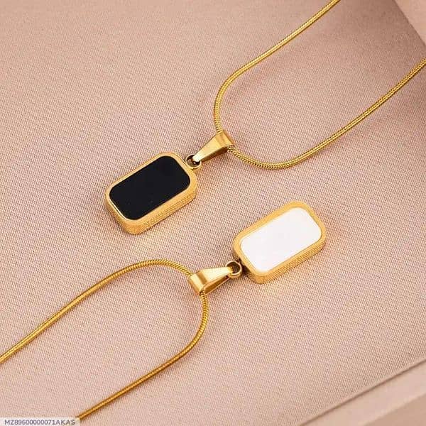 Stunning Gold Plates Black Stone Plain Necklace 1 Pcs 0