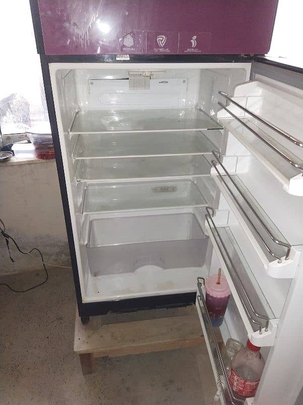 Dawlance Refrigerator 9175WBGD 3