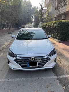 Hyundai Elantra 2021