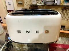 SMEG  Toaster. .