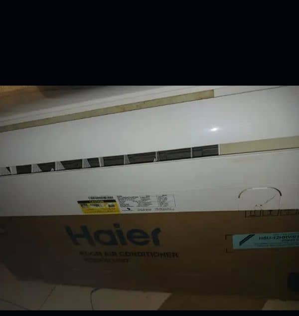 Haier DC Inverter Hot & Cool 1 Ton 2