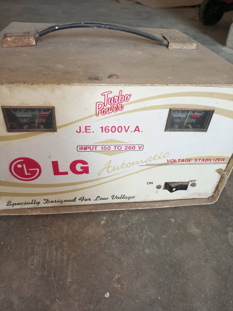 Automatic voltage regulator Stabilizer 1000W 3