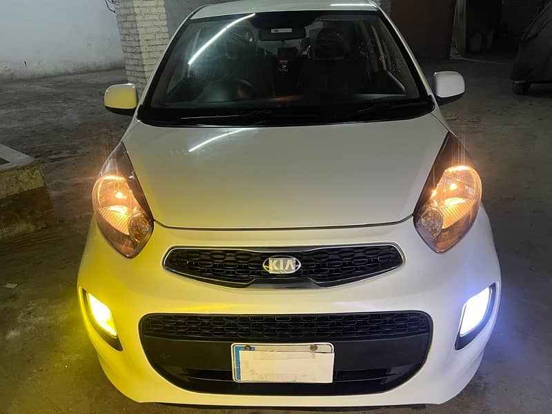 KIA Picanto auto ful option low milag cell# 03219263162 0