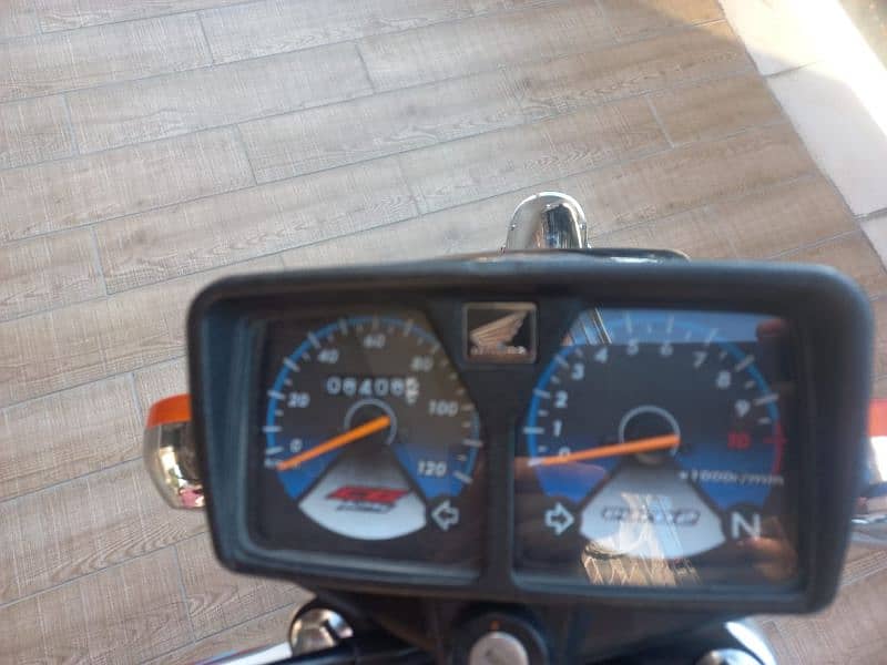 Honda 125 2023 4