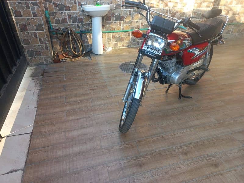 Honda 125 2023 6