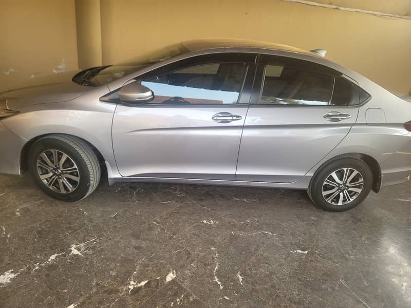 HONDA CITY ASPIRE JUST LIKE BRAND NEW CAR 7