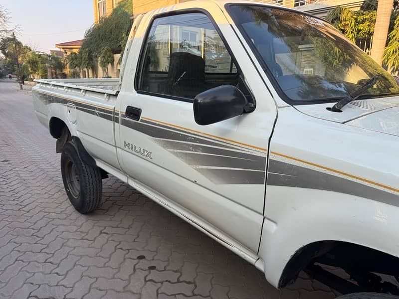 Toyota Hilux single Cabin kekra LN106 Modal 1999 7