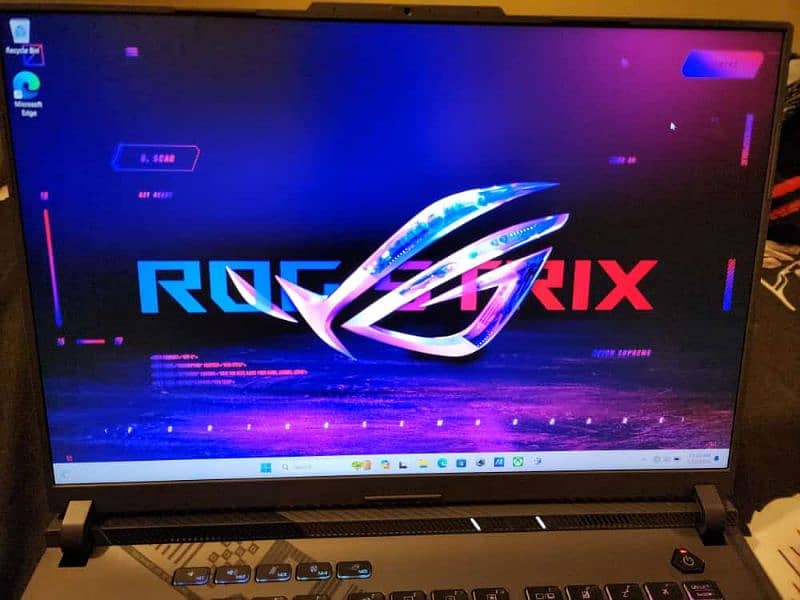 ASUS ROG STRIX G17- RTX 4070 - Gaming Laptop House 7