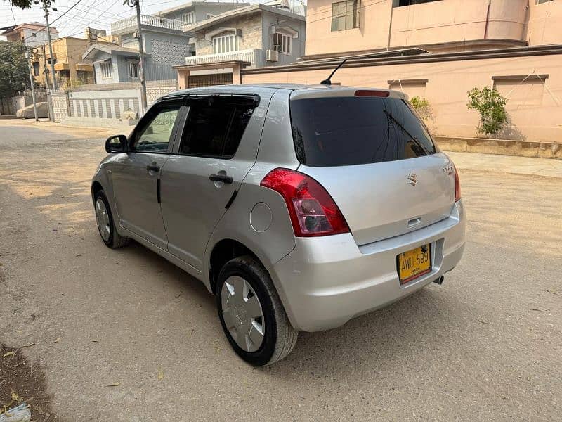 Suzuki Swift dx 2012 almost original 9