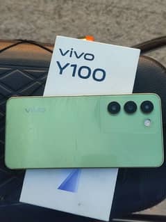 Vivo Y100