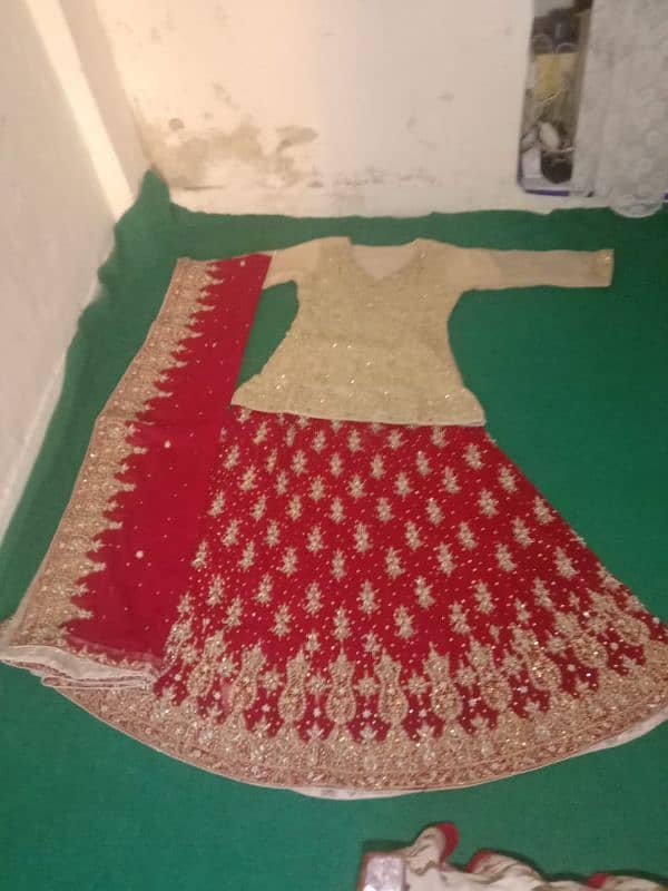 lehenga for sale available price 25000 full complete available 3