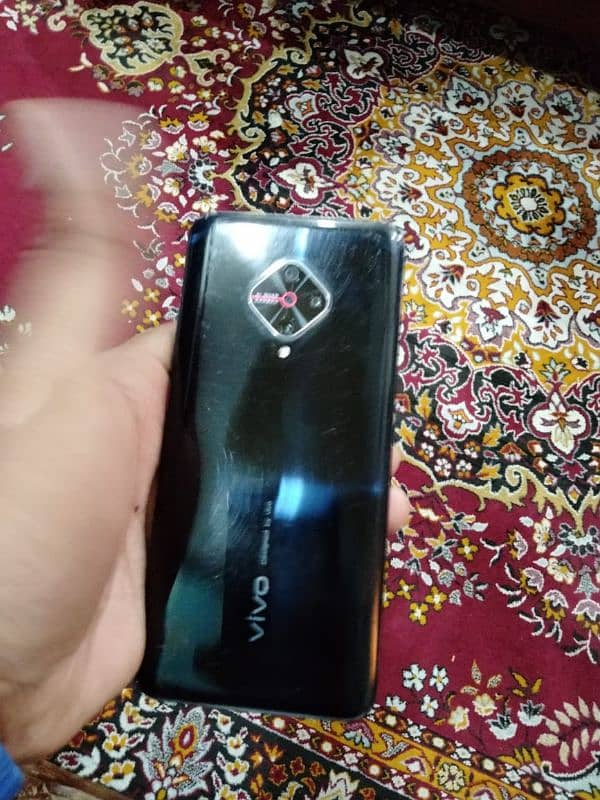 vivo s1 pro with box charger 4