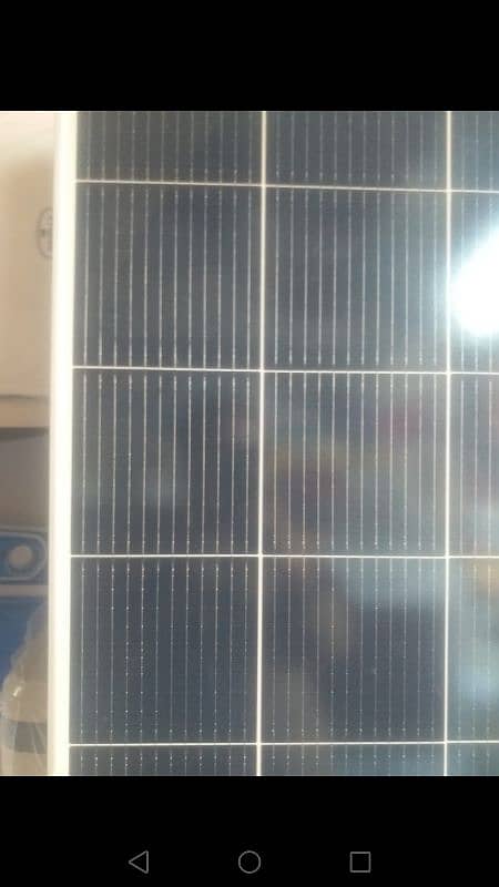 Used solar panels in best working condition 1