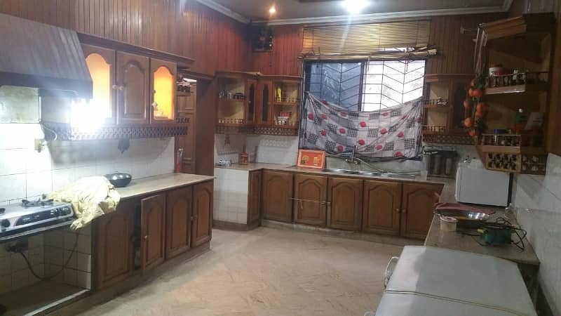 Model Town 2 Kanal House Up For sale 13