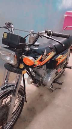 Honda cg125 batter than CD 70 yamha ybr