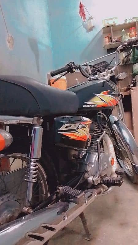 Honda cg125 batter than CD 70 yamha ybr 2