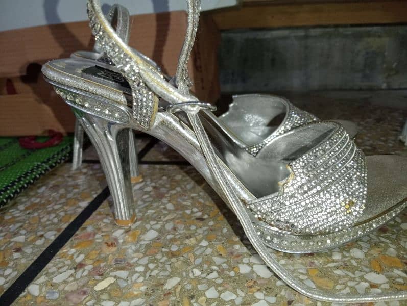 Height Heel Silver color 1