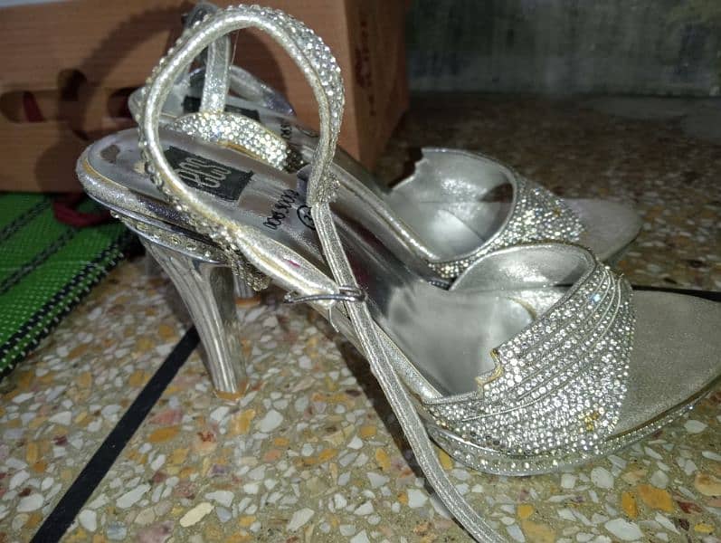 Height Heel Silver color 3