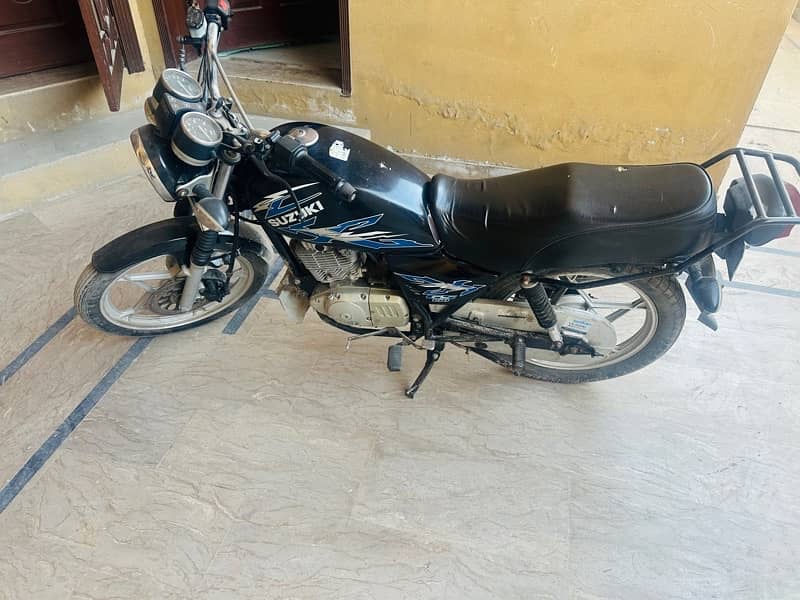 suzuki 150 special edition (alloy wheels) 4