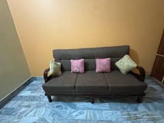 sofa set Wooden + Heavy and reliable + slightly used