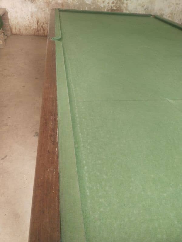 snooker table 6/12 0